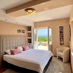 Gemini Luxus Pool Und Meerblick Punta Kriza Villa