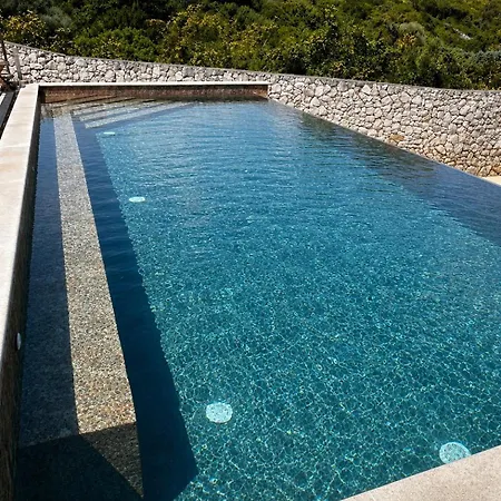 Gemini - Infinity Pool & Seaview - Punta Kriza فيلة *