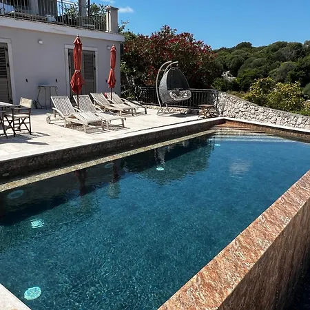 Gemini - Infinity Pool & Seaview - Punta Kriza نيغيزيني