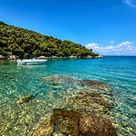 Villa Gemini Luxus Pool Und Meerblick Punta Kriza *