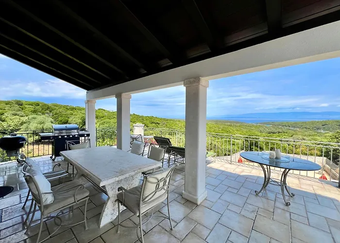 Stunning In Cres - Losinj فيلة نيغيزيني